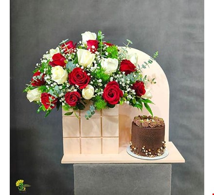 باکس گل و کیک کد 11