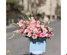 باکس گل هدیه صورتی