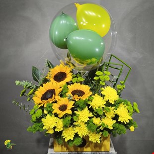باکس گل هدیه ماهان - خرید گل مشهد