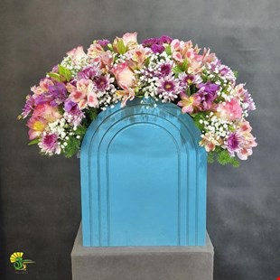 باکس گل ترکیبی نورا