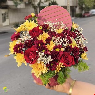 باکس گل هدیه رز و داوودی