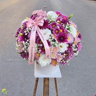 باکس گل لیسیانتوس و داوودی