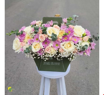 باکس گل هدیه پارادایس کد 10 - خرید گل مشهد