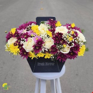 باکس گل هدیه پارادایس کد 16 - خرید گل مشهد