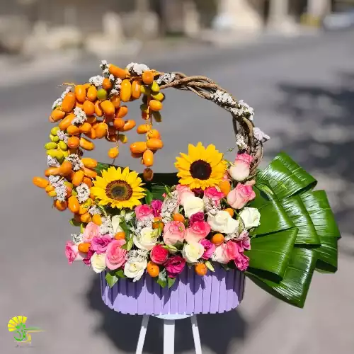باکس گل آفتابگردان و رز