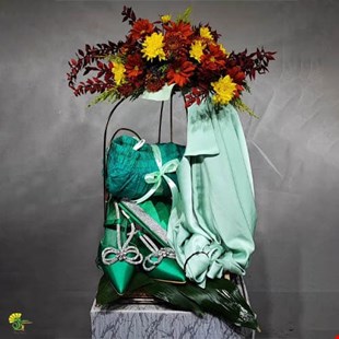 باکس گل یلدا کد y30