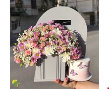 باکس هدیه گل و کیک کد 1