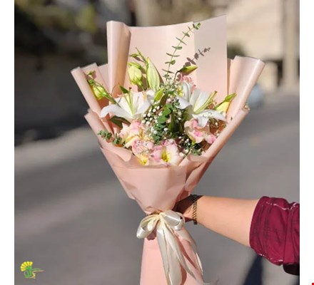 دسته گل لیلیوم