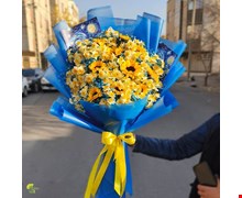 دسته گل نرگس و آفتابگردان طرح ونگوگ