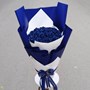 دسته گل رز روبانی آبی