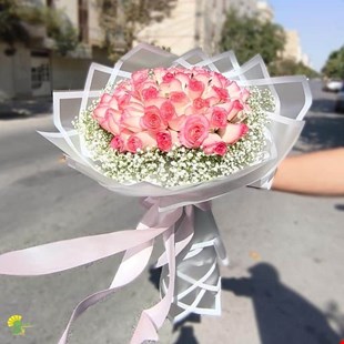 دسته گل رز هلندی