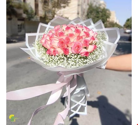 دسته گل رز هلندی