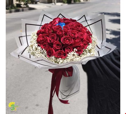 دسته گل رز آرش
