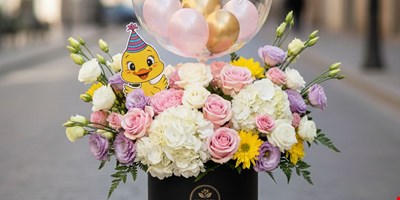 خرید گل تولد در مشهد | راهنمای کامل انتخاب شیک‌ترین هدیه 