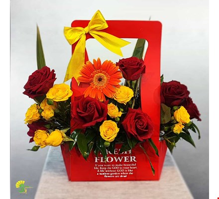 باکس گل هدیه مدل fresh-flower کد f5