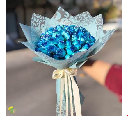 دسته گل رز آبی