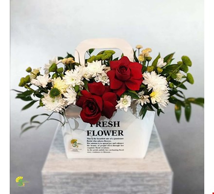 باکس گل هدیه مدل fresh-flower کد f11